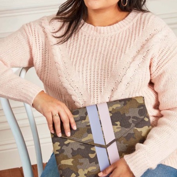 Stella & Dot Bellamy Clutch New Without Tags - Picture 3 of 4